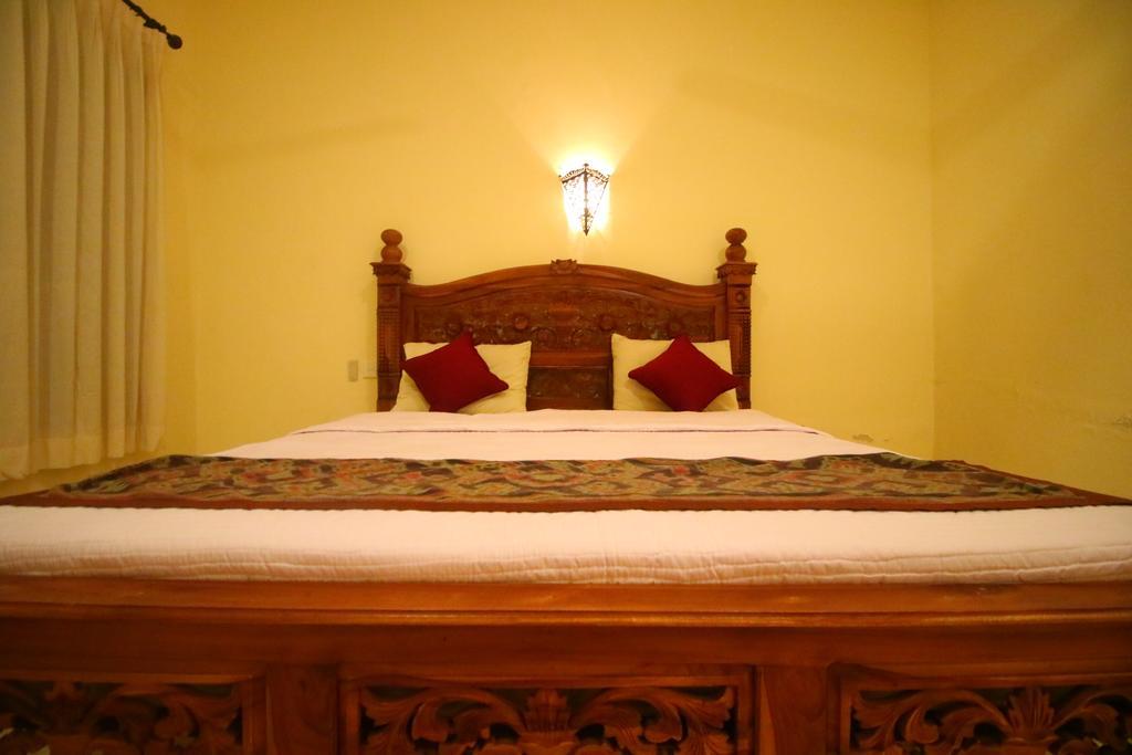 Casa de hóspedes Adi Santia *